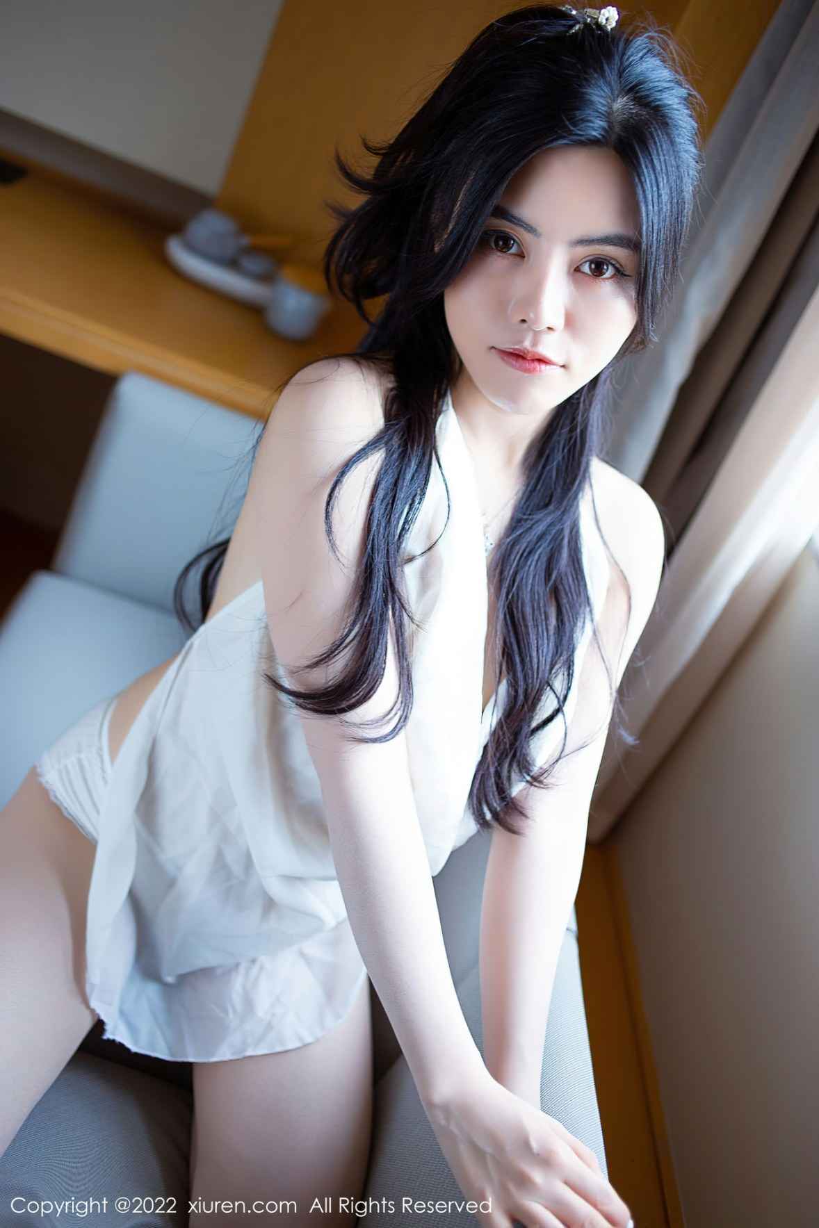 XiuRen 秀人 No.5929 白甜 白丝少女性感写真 - 4