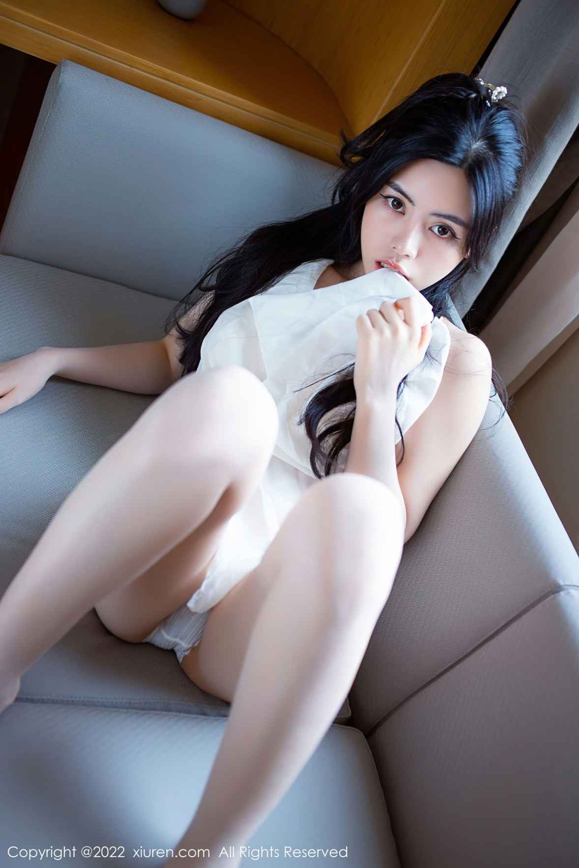 XiuRen 秀人 No.5929 白甜 白丝少女性感写真 - 2