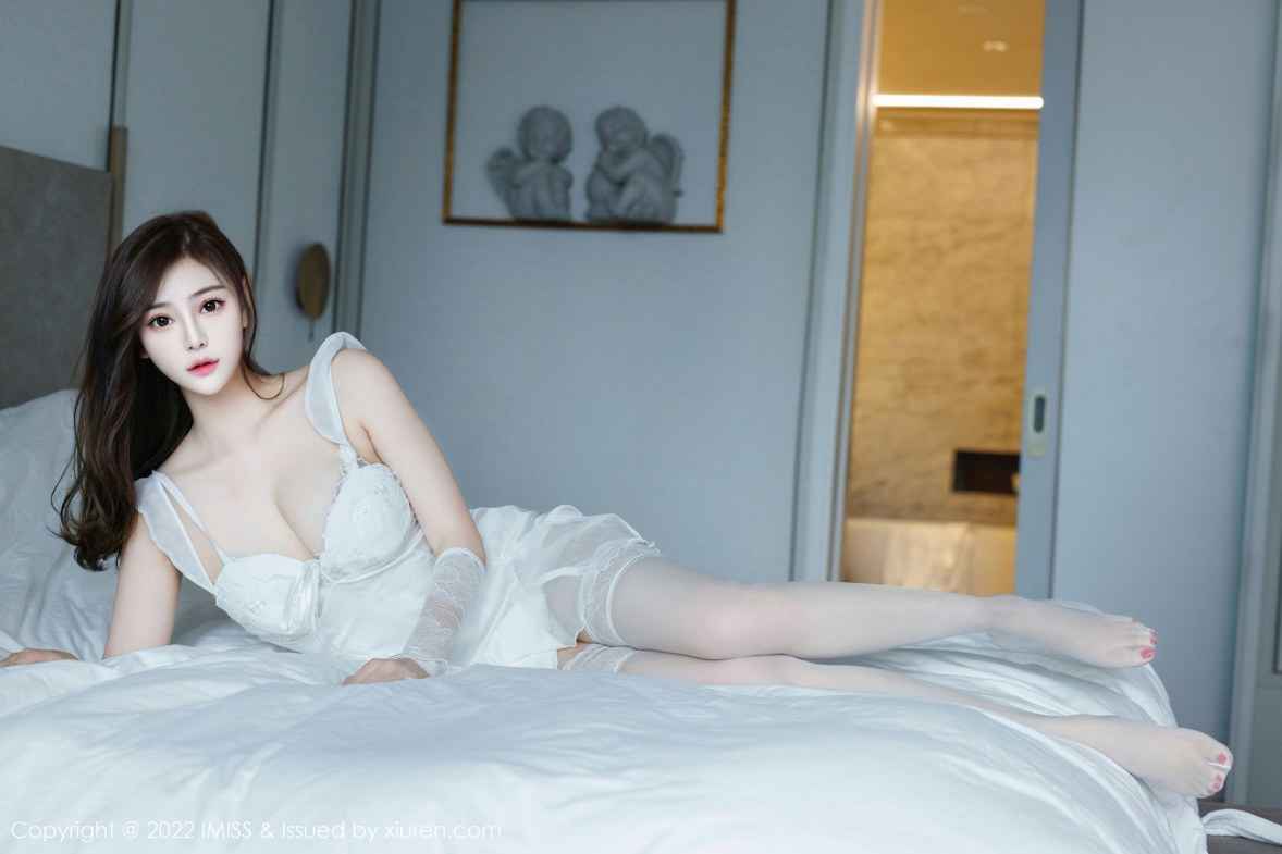 IMiss 爱蜜社 Vol.696 Lavinia肉肉 气质女神性感写真 - 2