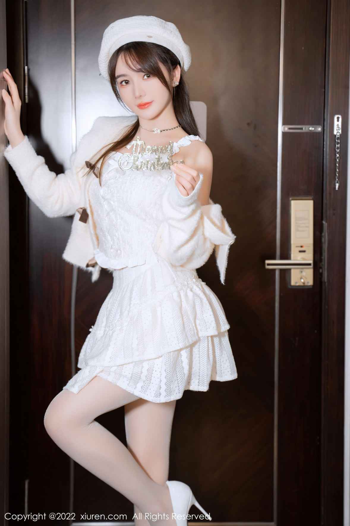 XiuRen 秀人 No.6025 婠婠么 圣诞白丝性感写真 - 3