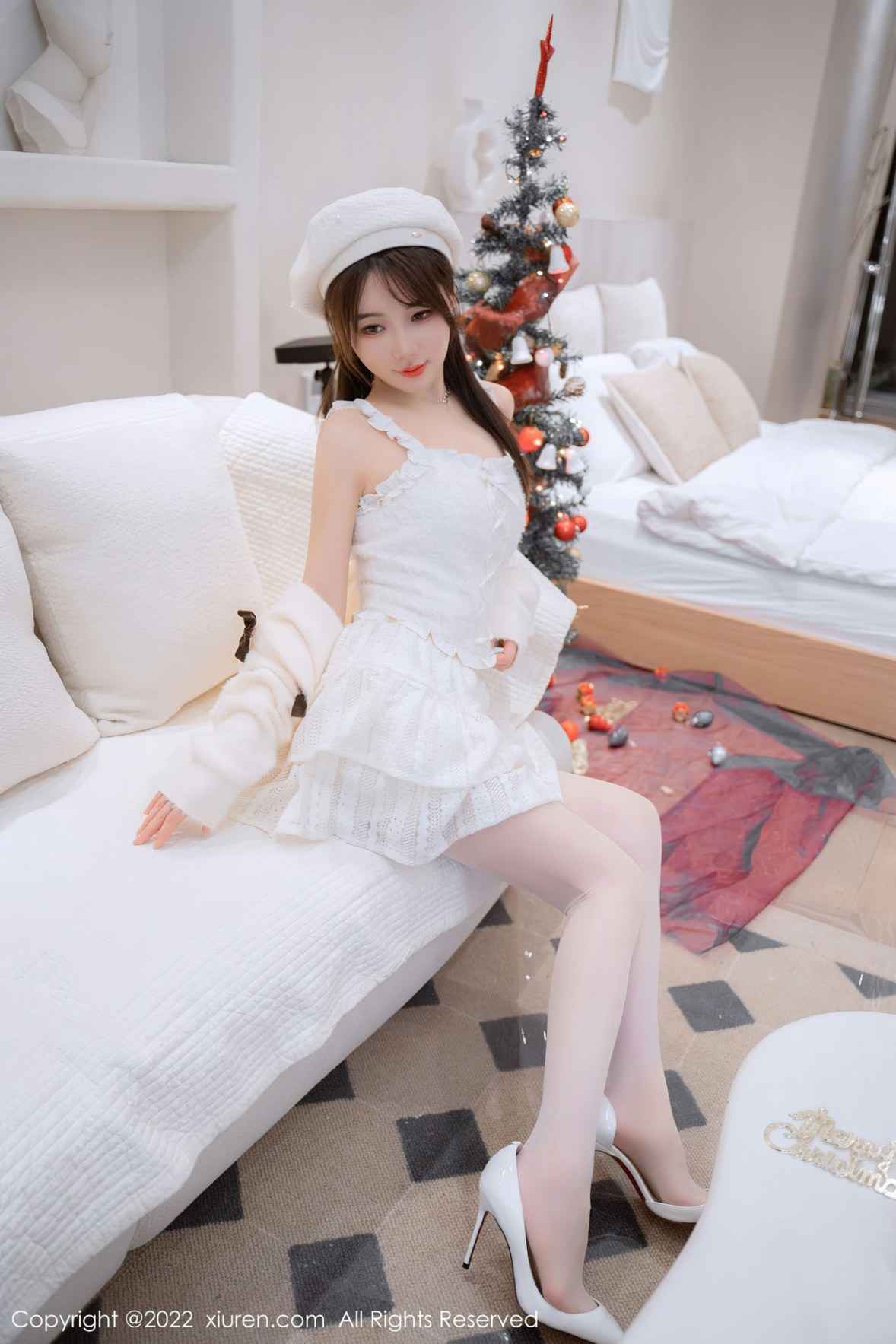 XiuRen 秀人 No.6025 婠婠么 圣诞白丝性感写真 - 6